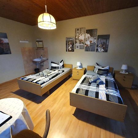 Gaestehaus Weisses Lamm - Monteurzimmer Nordhalben Ngoại thất bức ảnh