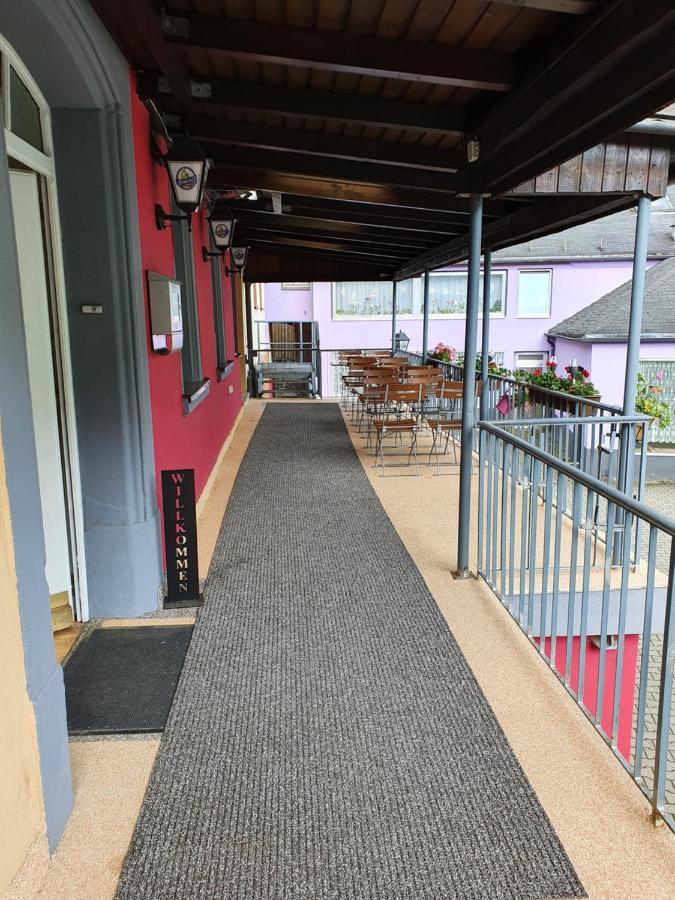 Gaestehaus Weisses Lamm - Monteurzimmer Nordhalben Ngoại thất bức ảnh