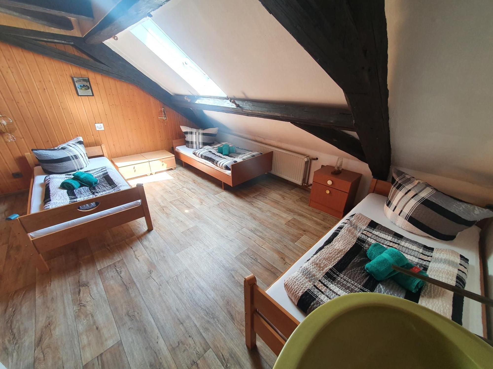Gaestehaus Weisses Lamm - Monteurzimmer Nordhalben Ngoại thất bức ảnh